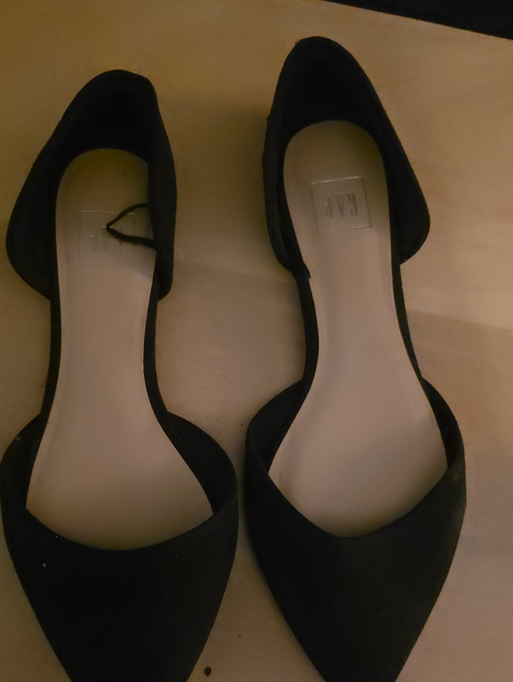 GAP Black Pointed D'Orsay Flats